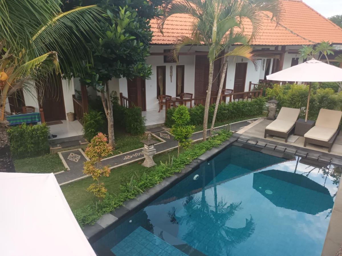 Bed and Breakfast Isola D'oro lembongan Nusa Lembongan Esterno foto