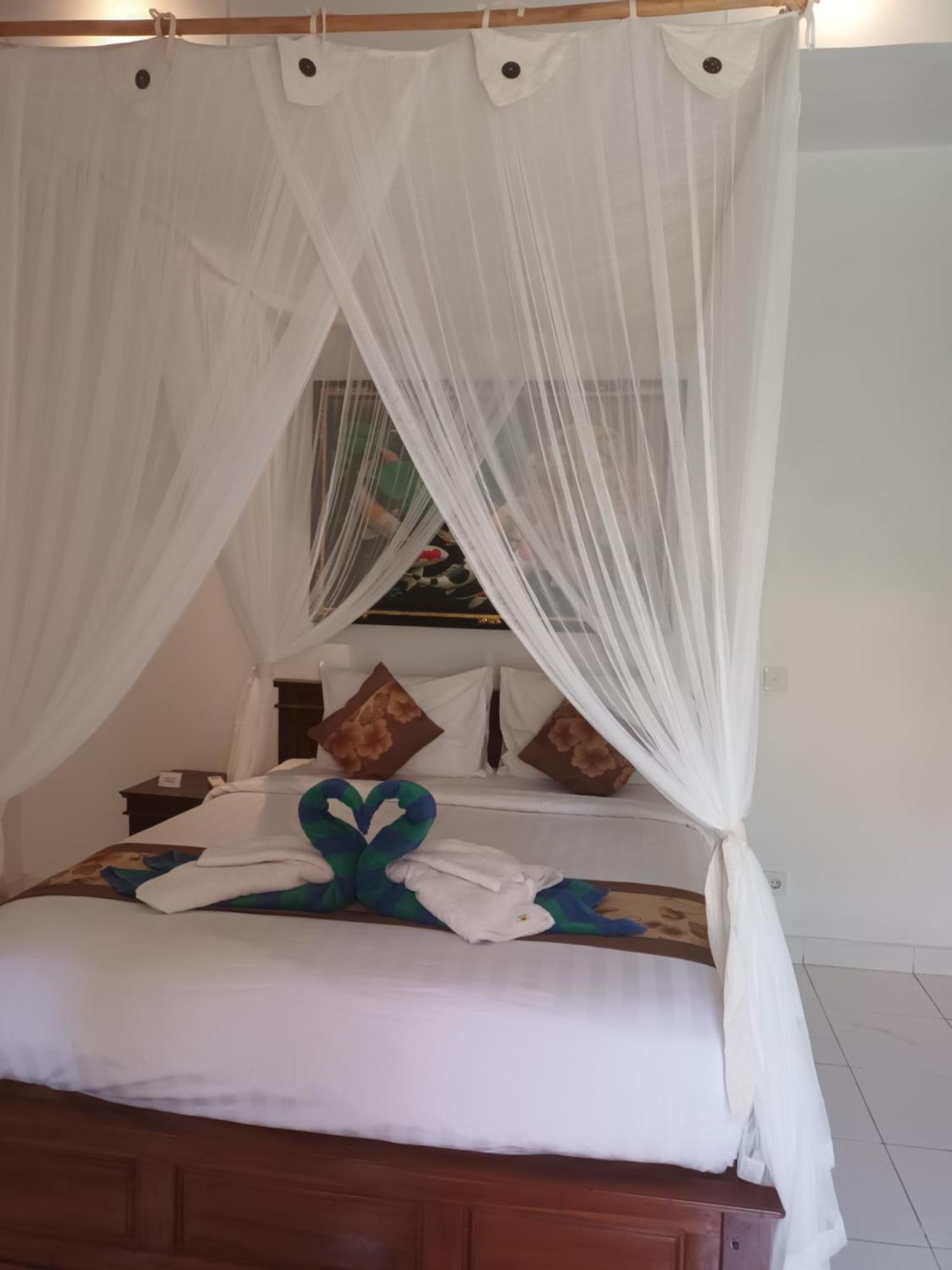 Bed and Breakfast Isola D'oro lembongan Nusa Lembongan Esterno foto