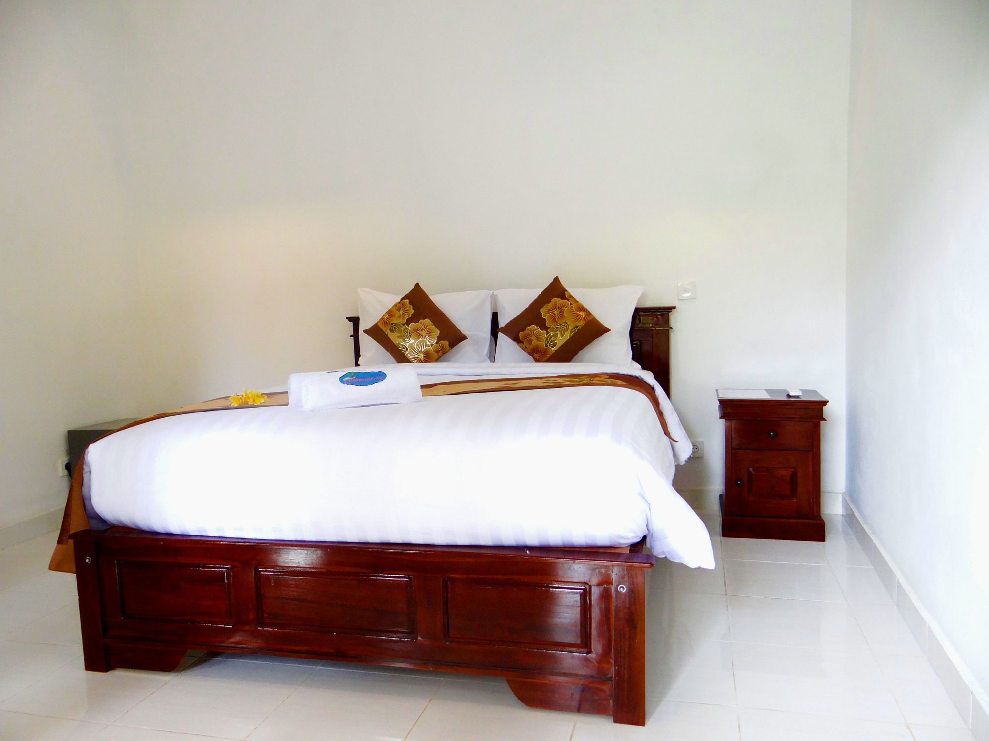 Bed and Breakfast Isola D'oro lembongan Nusa Lembongan Esterno foto