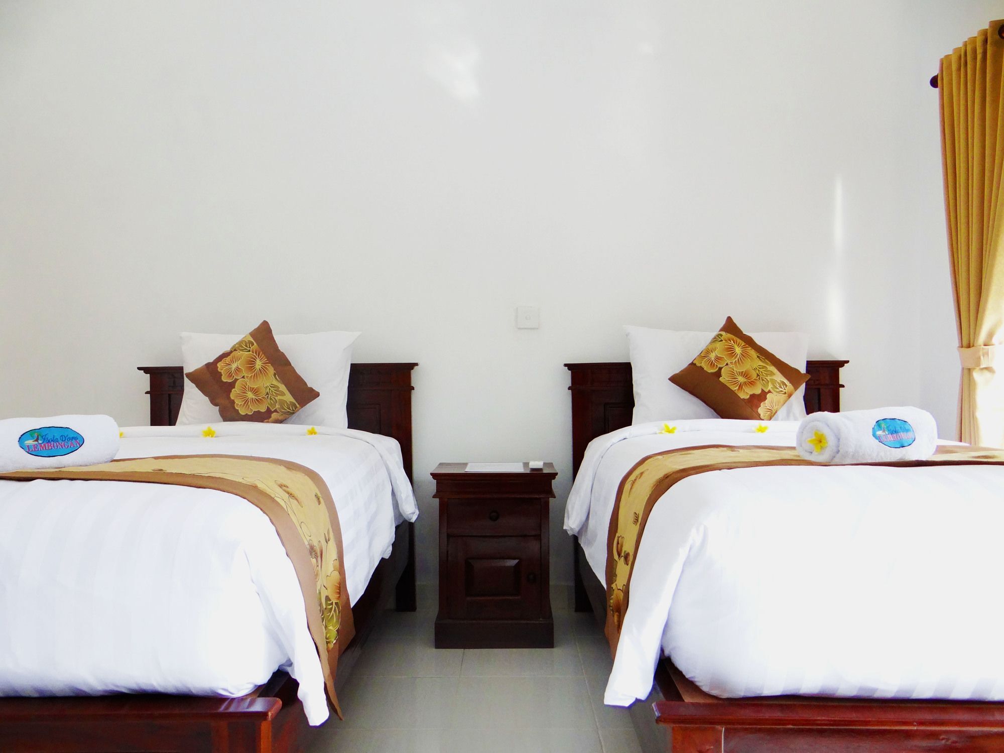 Bed and Breakfast Isola D'oro lembongan Nusa Lembongan Esterno foto